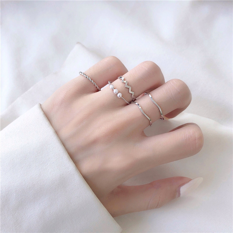 Ring female Japanese and Korean simple INS pearl wavy combination of five-piece set of personality net red tail ring