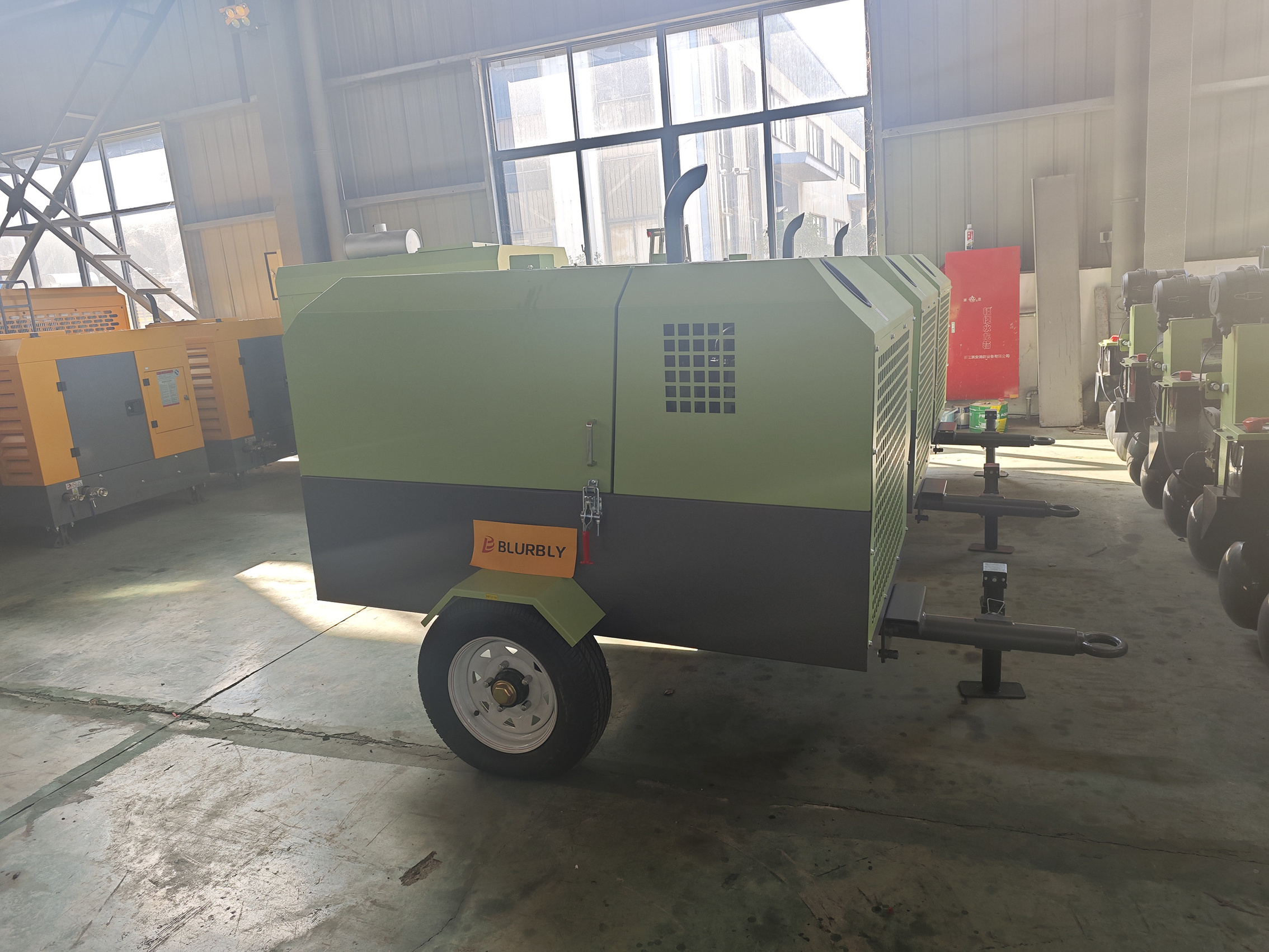 Ultra cheap price good technology 6 m3/min mining compressor diesel engine portable air compressor 185cfm