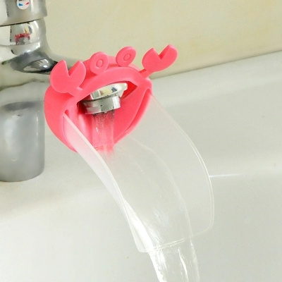 Free Shipping Safety Adorable Cartoon Crane Extender Kids Faucet adorable highlights Bathroom Accessories Faucet Extender