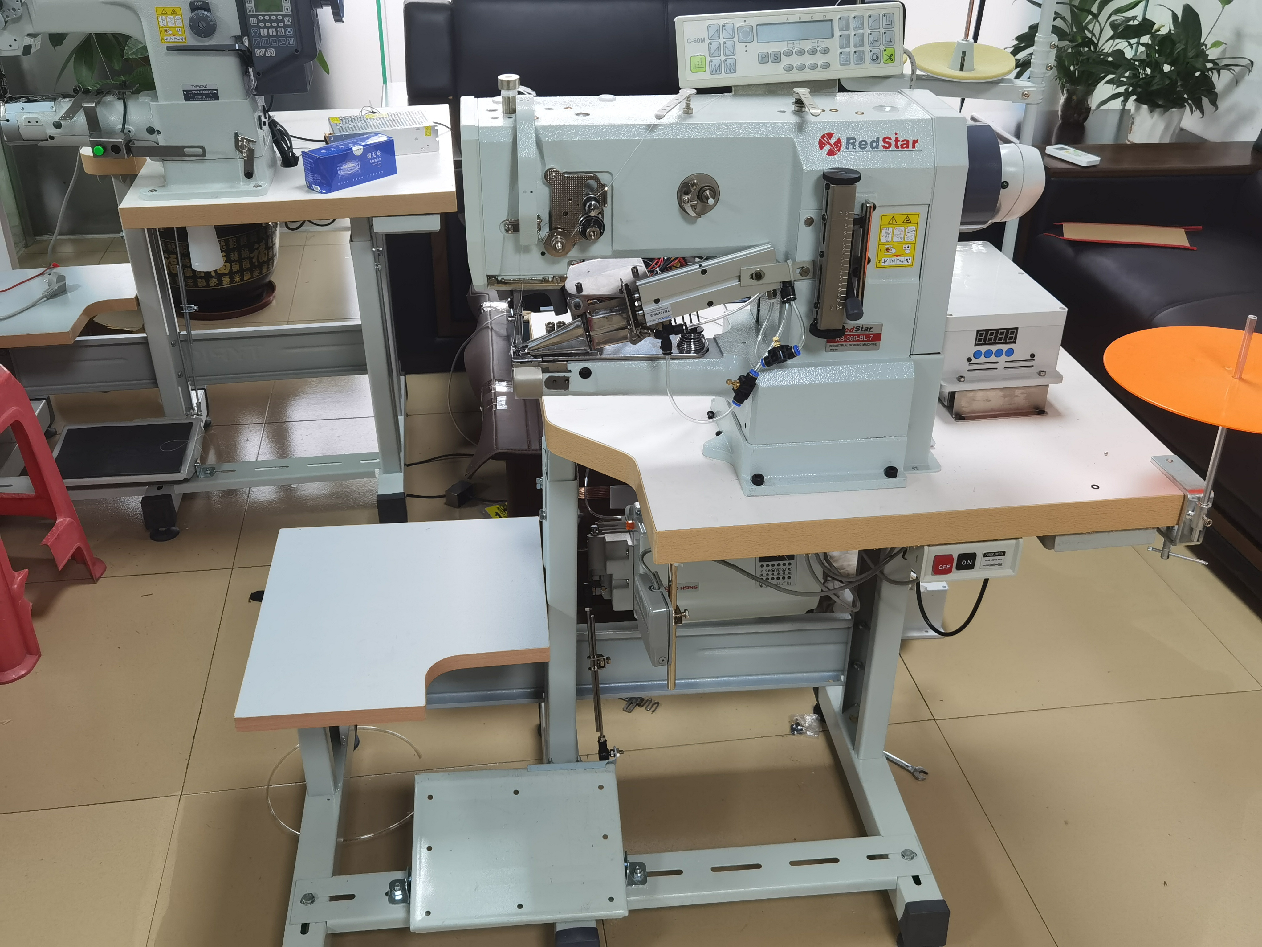 Single needle wig periwig hairpiece machine post bed big hook lock stitch wig sewing machine wig making sewing machine