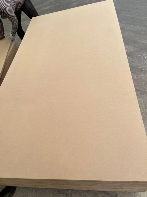 Factory Direct Sale 1-30Mm Custom Raw  plain MDF Board  gift box mdf 3d wall panel flexible mdf board Price From Linyi China