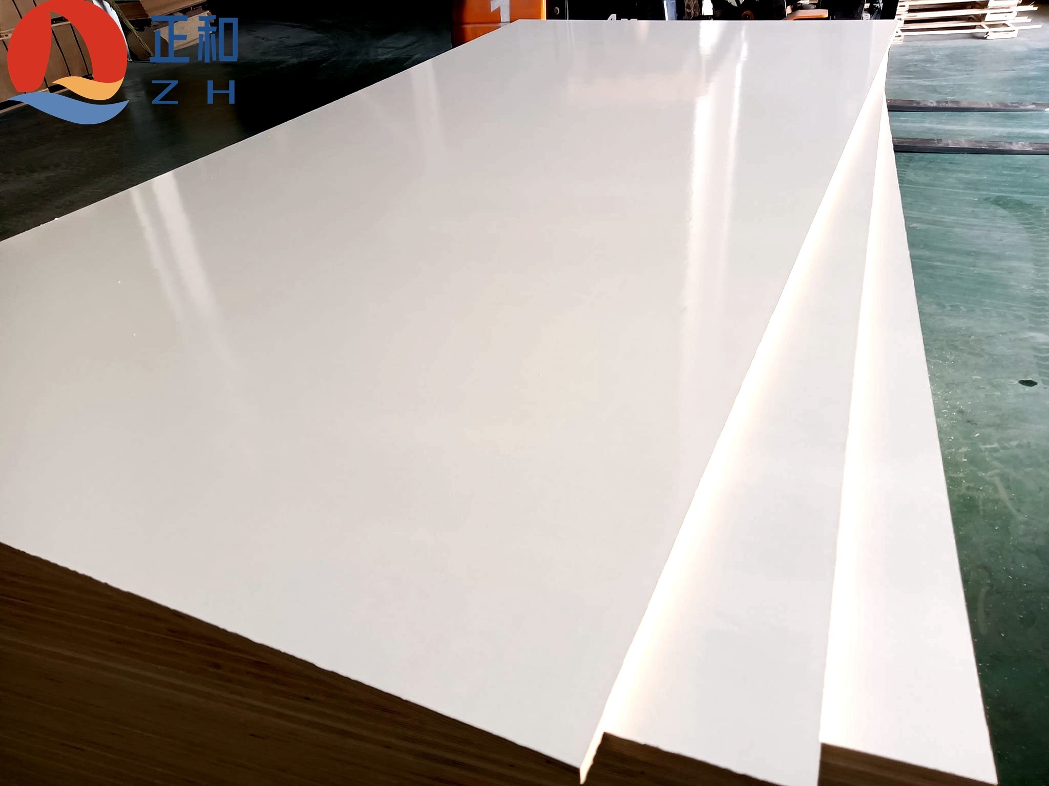 Manufacturer melamine paper faced laminated MDF Wood Fiber Board  waterproof MDF board For Furniture