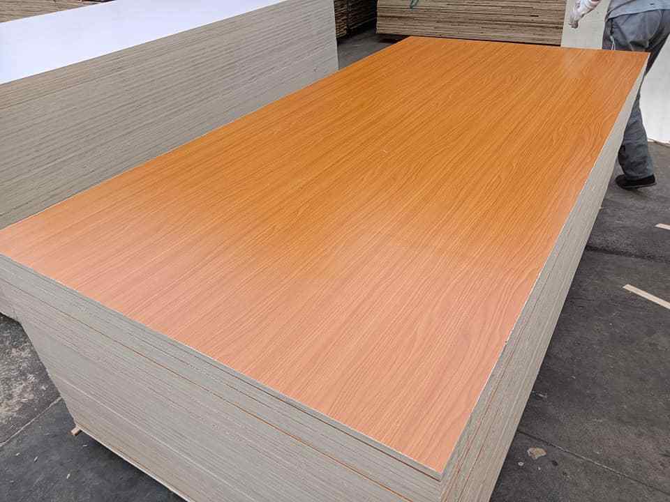 3mm-21mm Melamine Laminated Plywood Board Cabinet Furniture Plywood Best Price