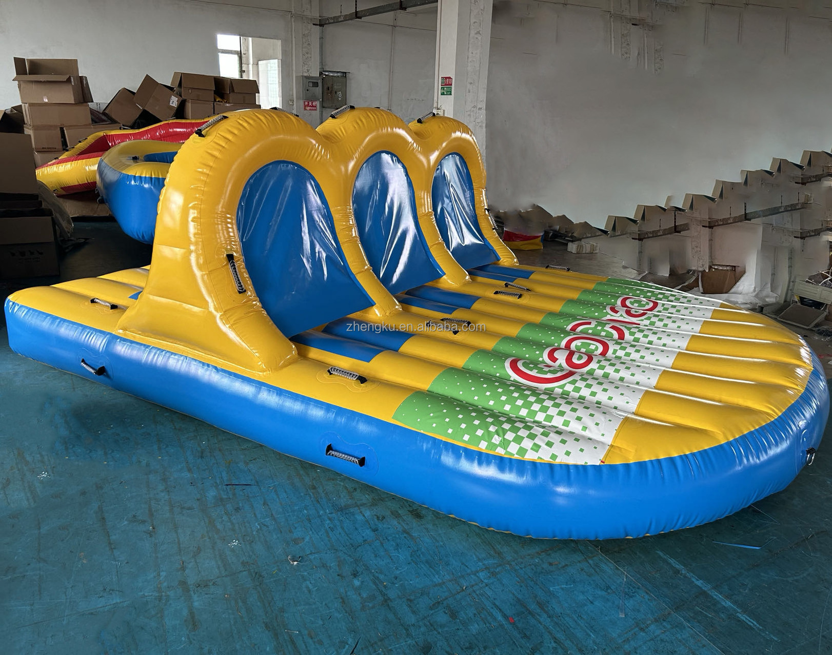 4 Seats Water Towable Sofa Ski Tube Inflatable Water Disco Boat For Water Play Equipment