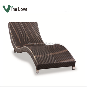 Leisure Modern design new style Cheap beach pool sunbed daybed courtyard Outdoor Furniture  Rattan wicker chaise lounge chairs