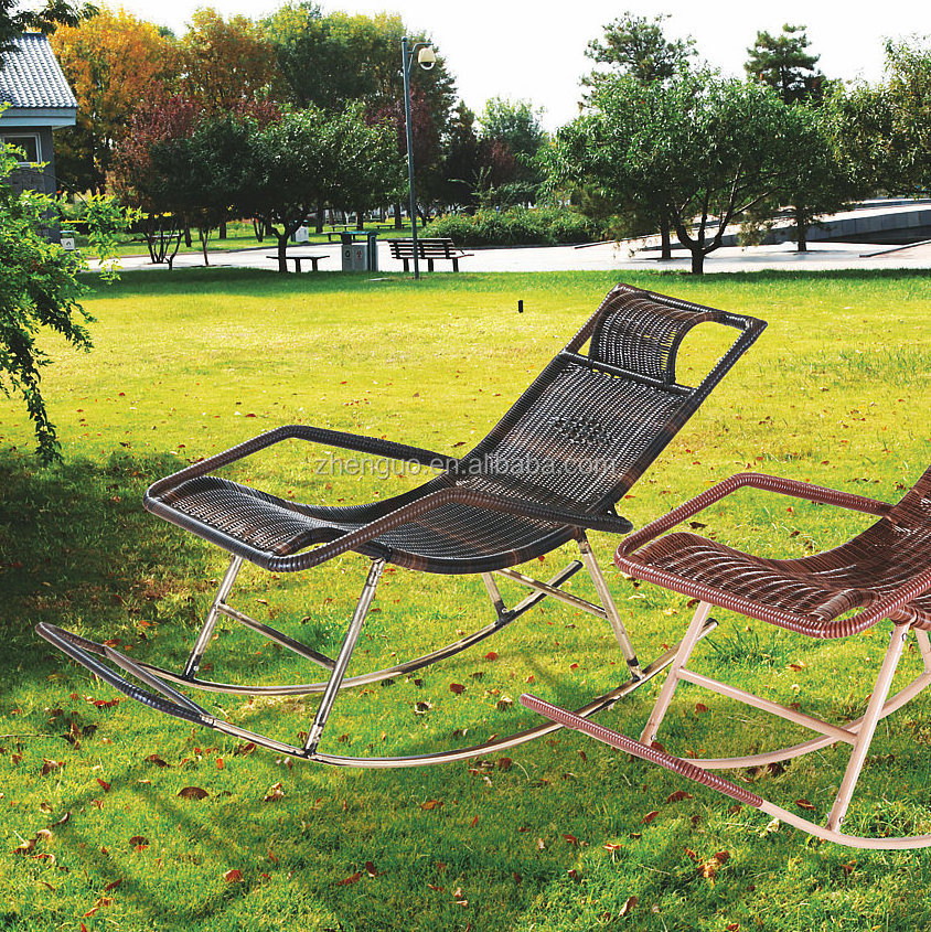 Outdoor garden cheap rattan rocking chair for adults