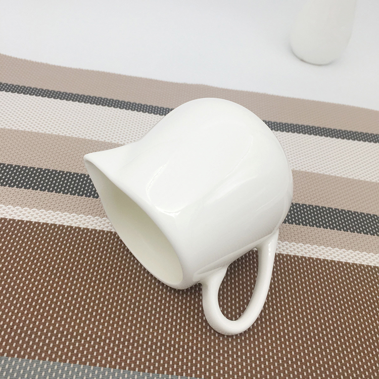 Wholesale Multi Sizes Coffee Accessories White Porcelain Creamer Pitcher Ceramic Sugar Milk Jug Pot