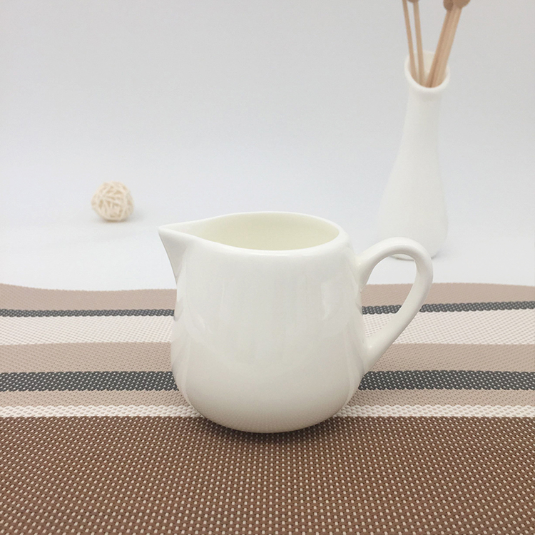 Wholesale Multi Sizes Coffee Accessories White Porcelain Creamer Pitcher Ceramic Sugar Milk Jug Pot