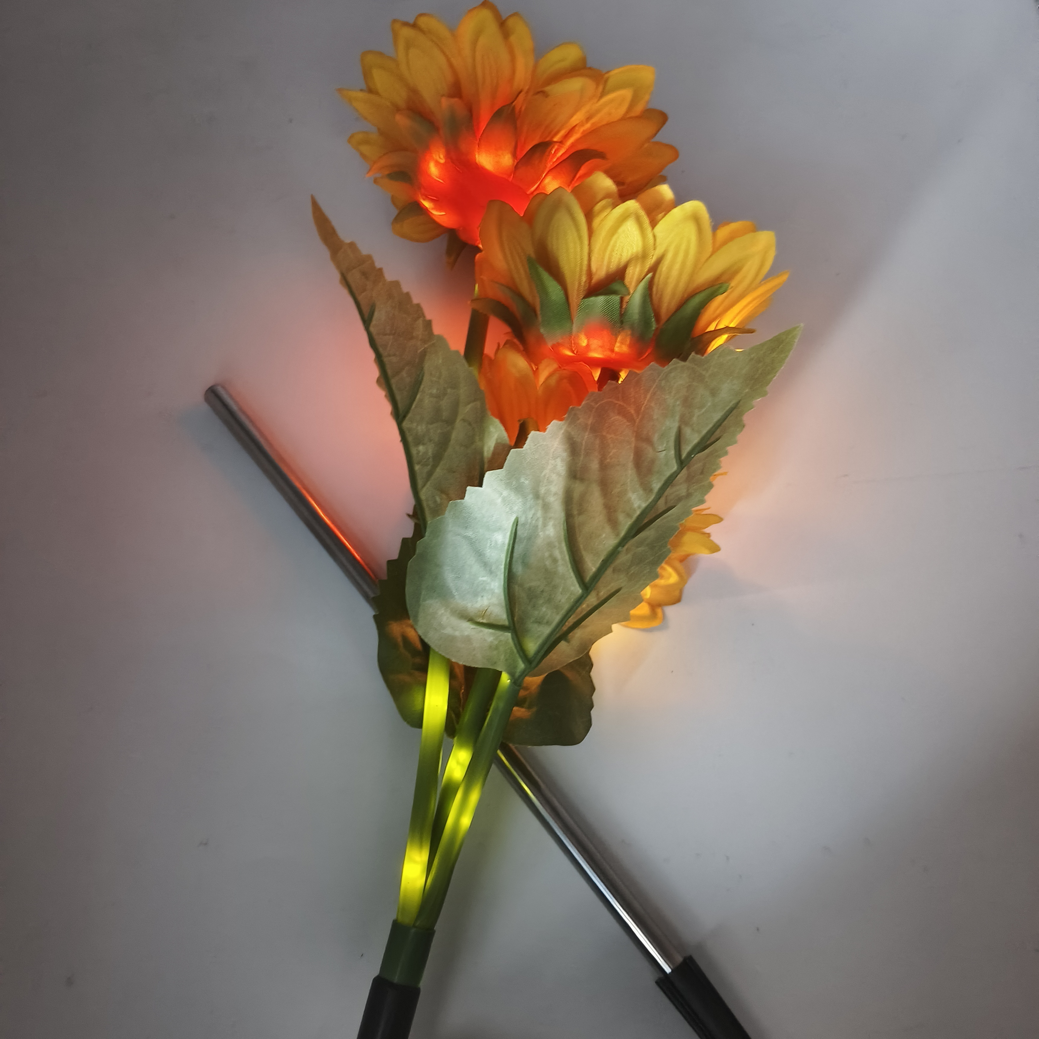 Solar garden decorative light with three sunflower lights