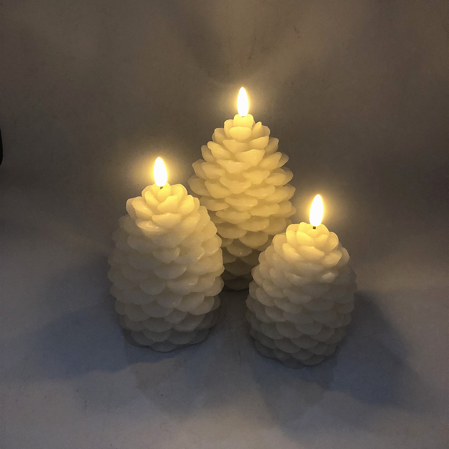 Holiday Lighting LED Pine Cone Pillar Electronic Candle for Wedding Decoration Christmas