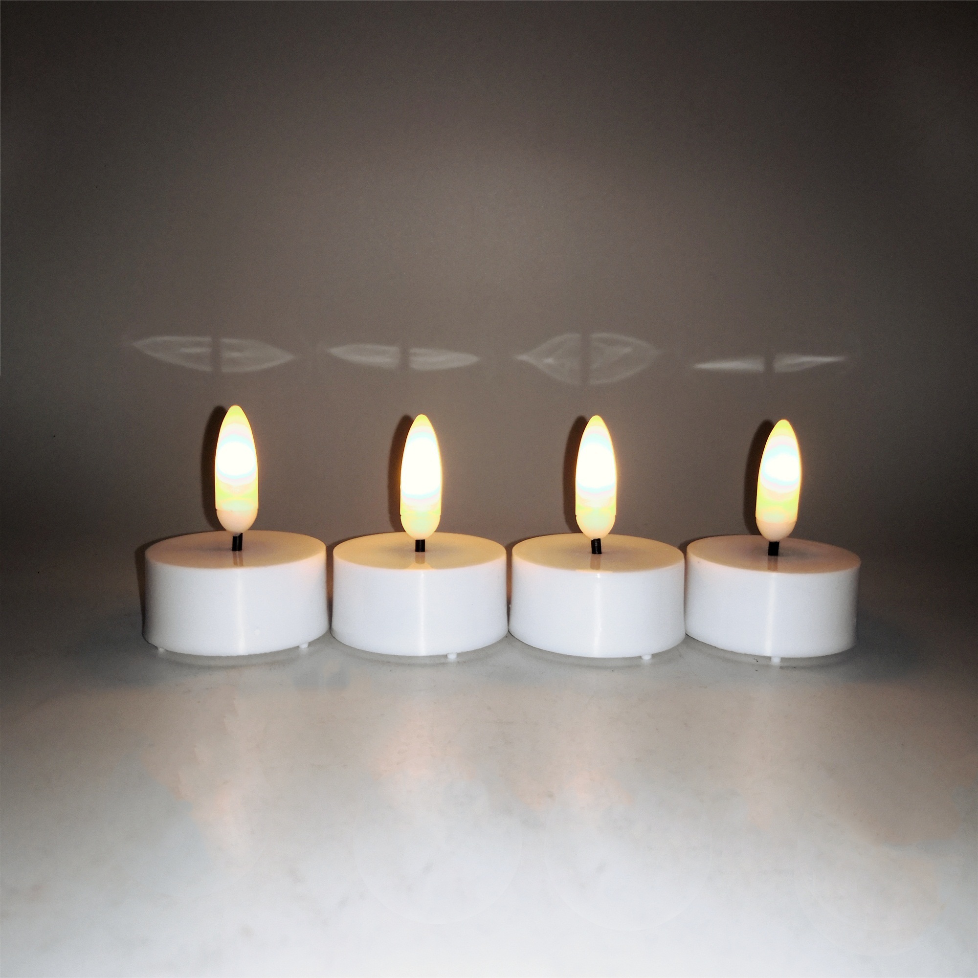 2022  Hot Selling A Set of 3pcs Candles 3D Moving Wick LED Flameless Candle Light