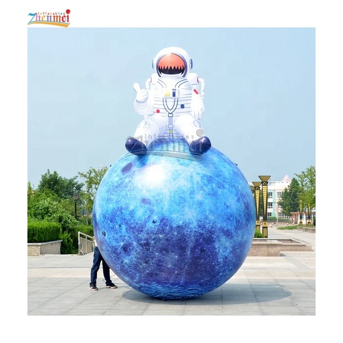 Outdoor Giant Inflatable Astronaut With Moon Inflatable Planets For Event Decorate