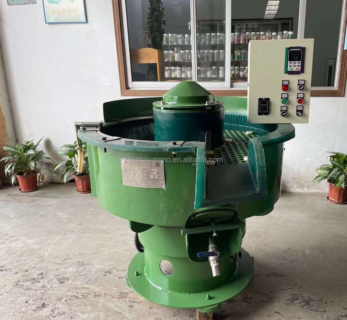 Automatic Deburring  Vibratory Tumbler Polishing Machine With Separator for product and media