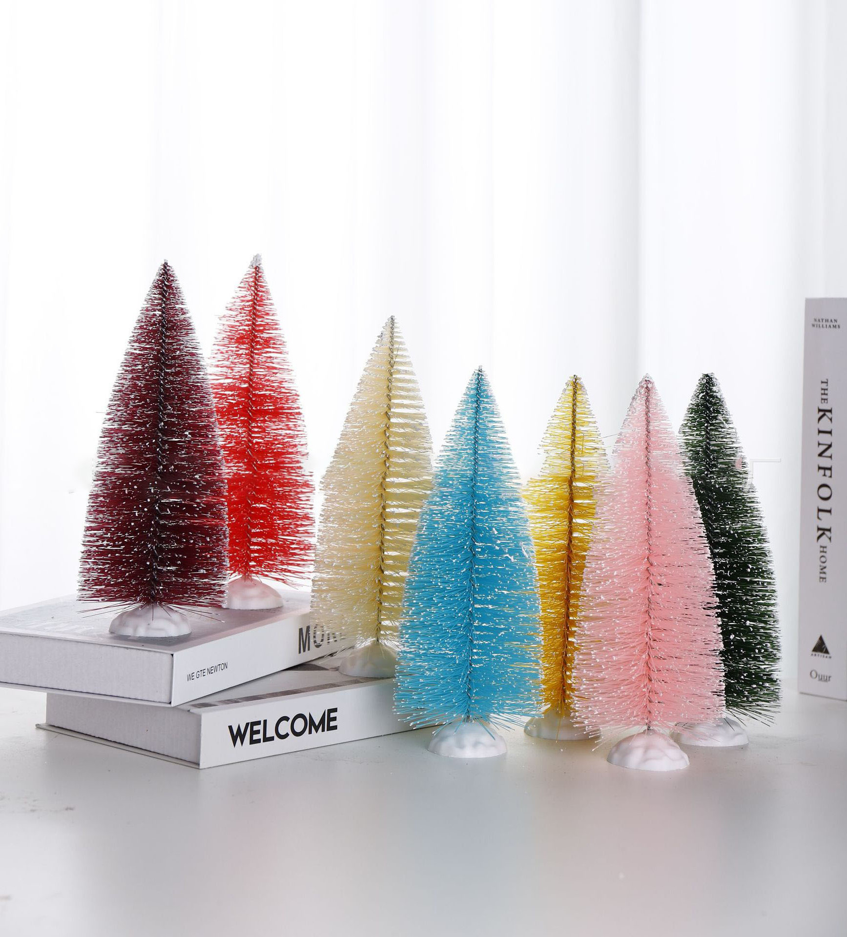 Small DIY Christmas Tree Pine Tree Mini Sisal Bottle Brush Christmas Tree Santa Snow Frost Village House