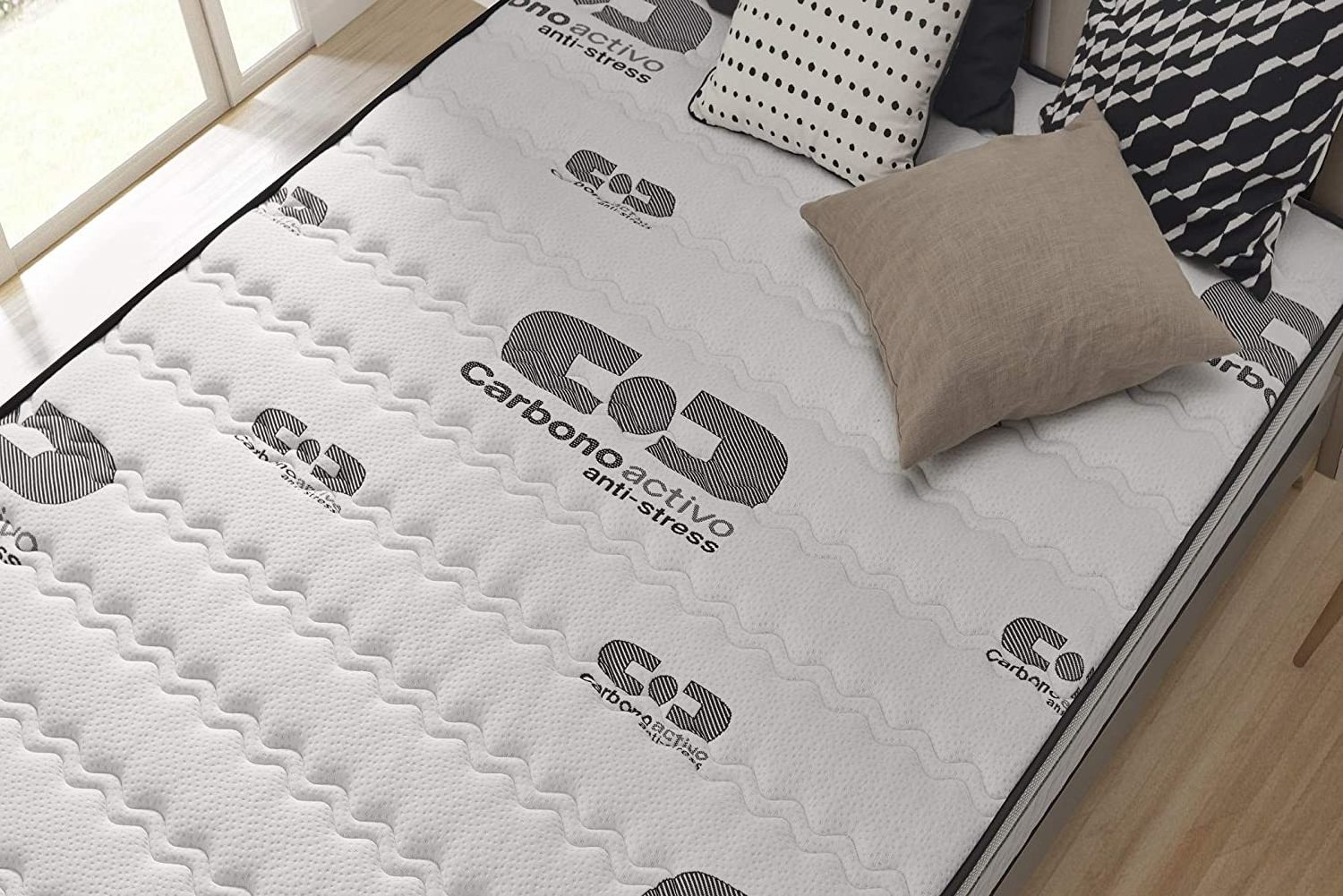 Mattress Twin Full Queen King Size With High Quality Knitted Fabric Gel Memory Foam Hybrid Mattress Roll Up In A Box