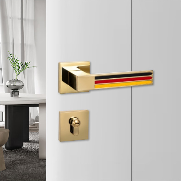 Modern Light Luxury Golden Wooden Door Handle Zinc Alloy Indoor Black Door Lock With Handle