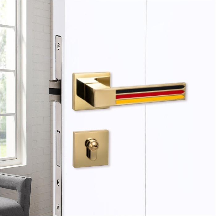 Modern Light Luxury Golden Wooden Door Handle Zinc Alloy Indoor Black Door Lock With Handle