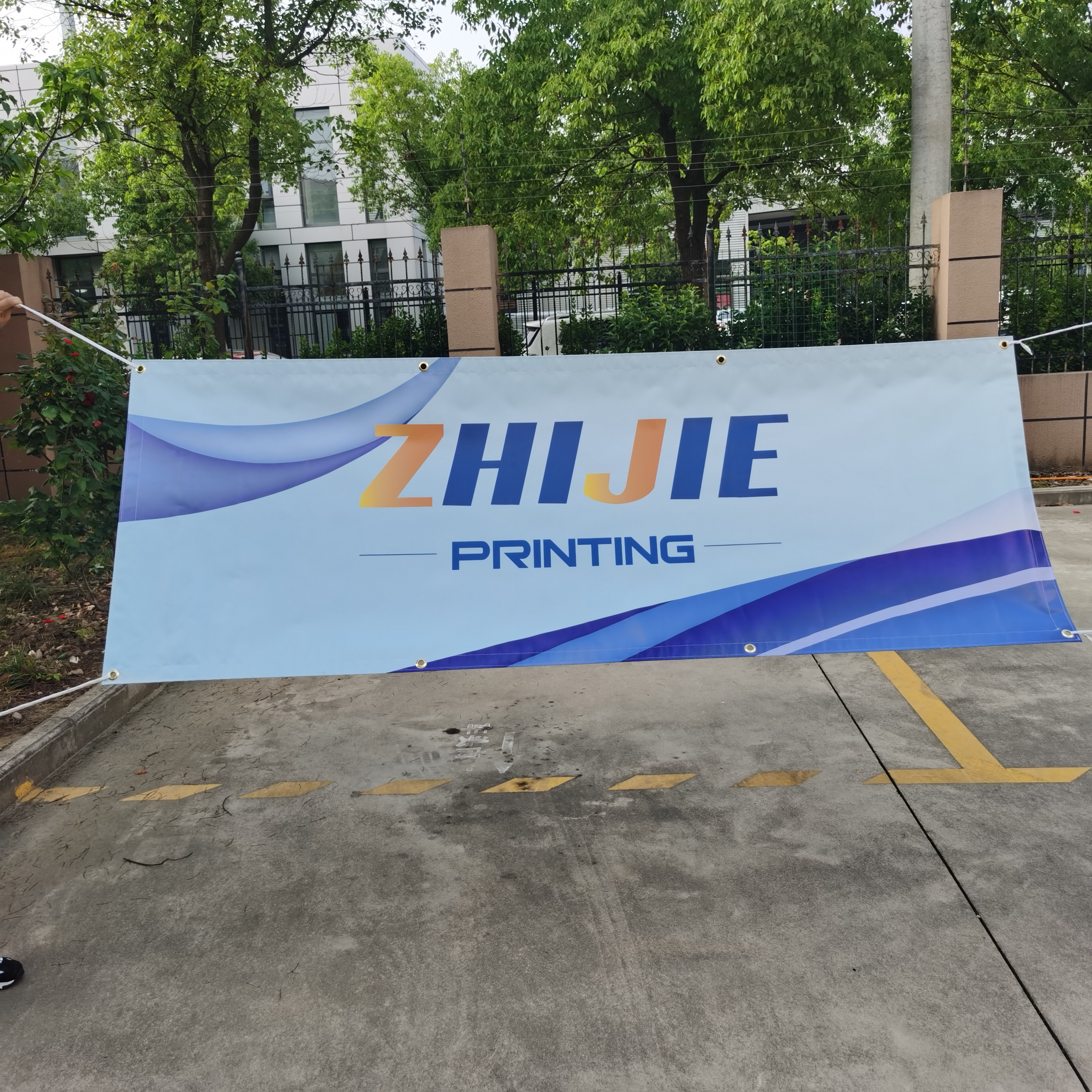 Large size custom high quality outdoor roadside hanging advertising digital banner printing vinyl banner