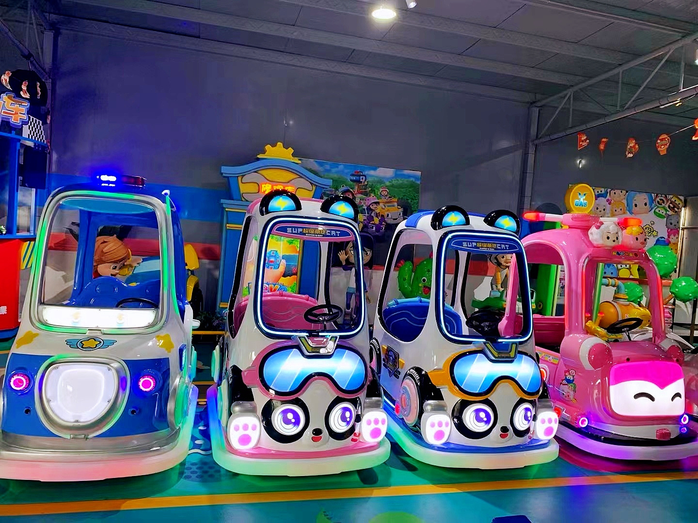 2024 Wholesale Electrical Amusement Park Ride Pink Model Roof Price  Electric Battery Bumper Cars For Indoor Outdoor Playground