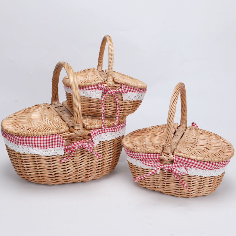 Widely Used Bread Fruit Woven Willow wholesale empty weave Wicker handle picnic hamper basket with lid gift food Storage Basket