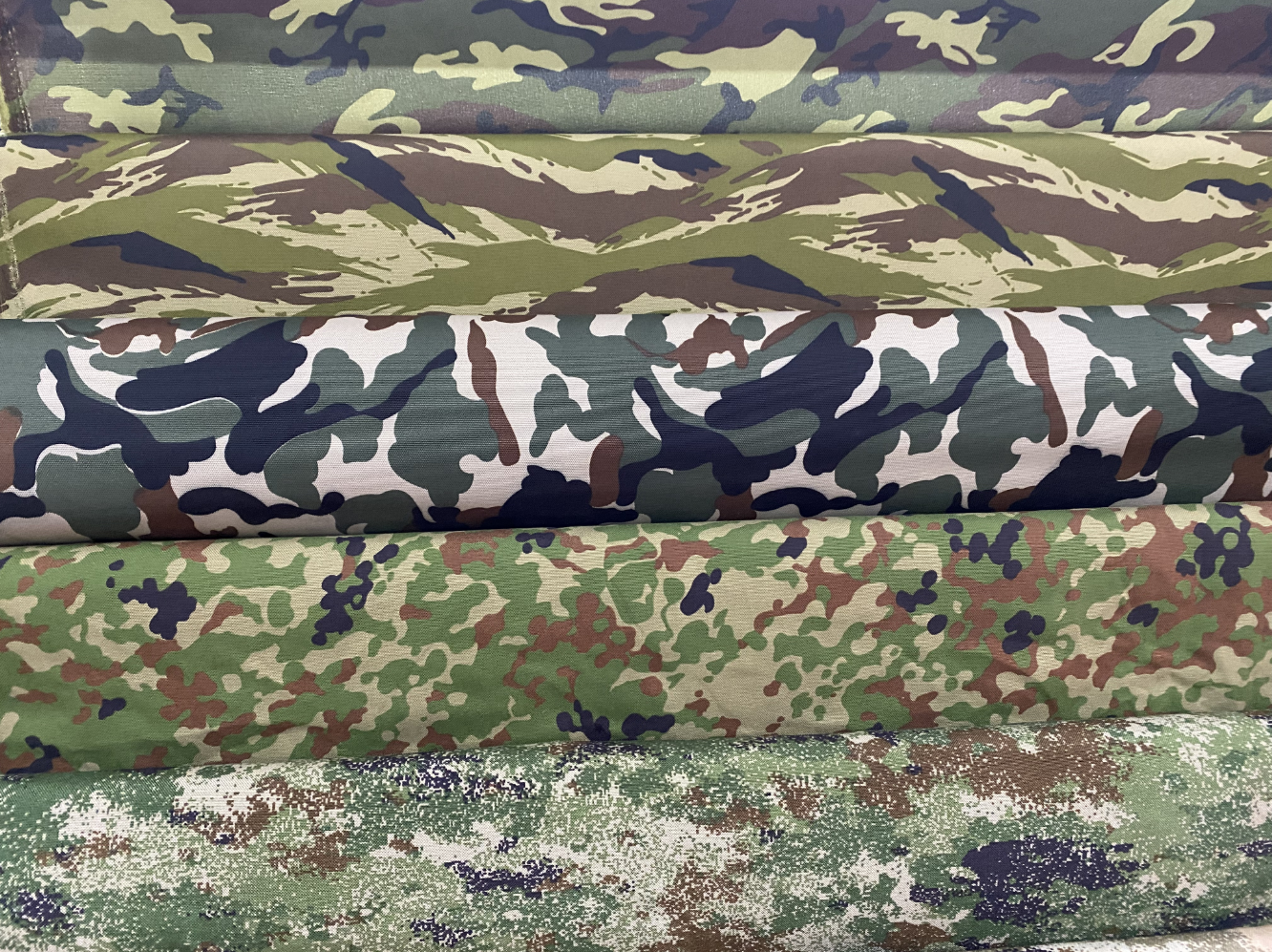 500D  camouflage printed  w/r  anti-uv fire retardant pu coated printed outdoor tent  luggage nylon 1000D cordura oxford fabric