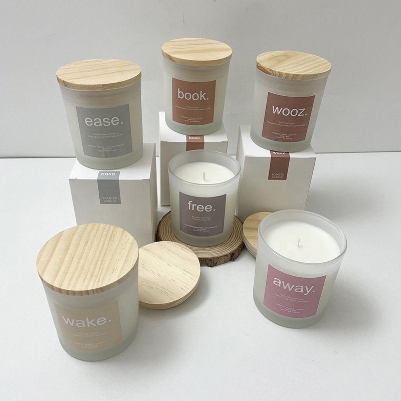 OEM Custom Scented candles gift set Private label luxury soy wax aromatic candle glass jars wholesale white candle with wood lid