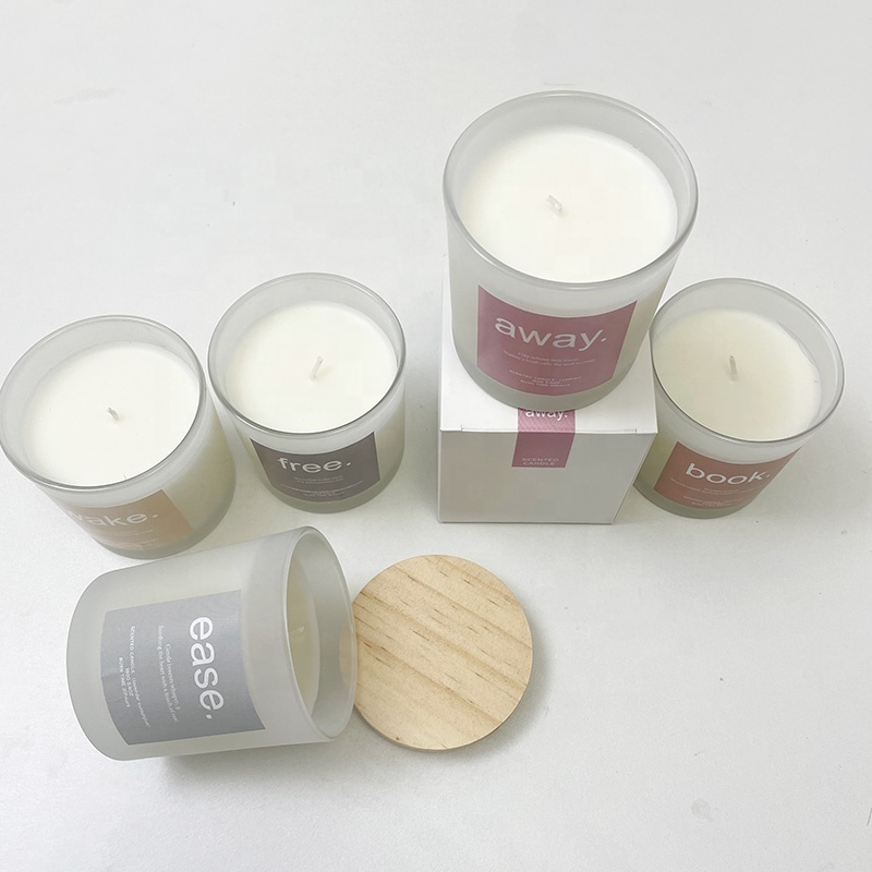 OEM Custom Scented candles gift set Private label luxury soy wax aromatic candle glass jars wholesale white candle with wood lid