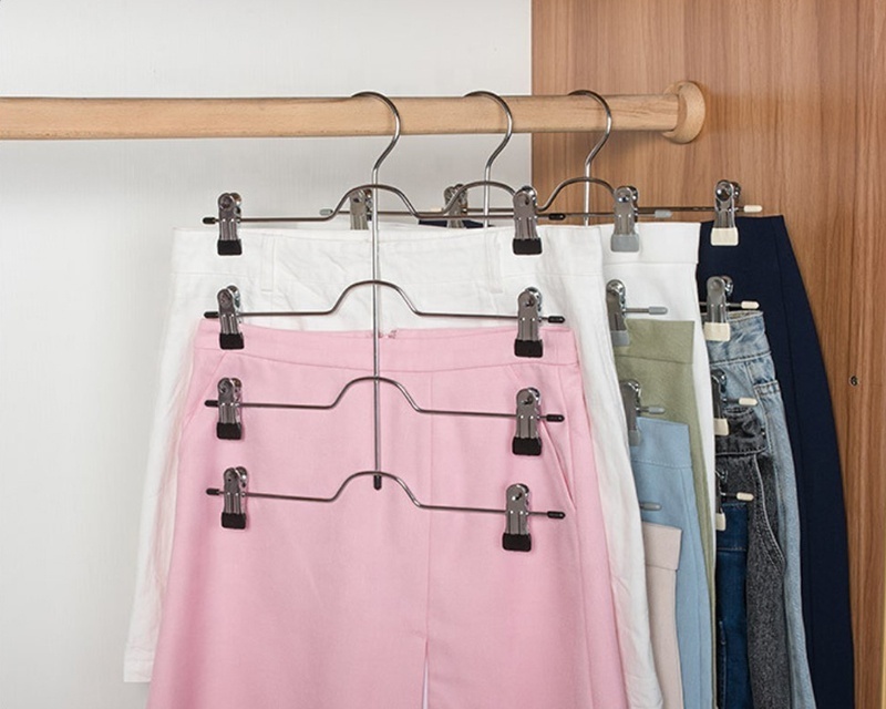 Skirt Hangers 4 Tier Metal Pants Hangers with Adjustable Clips Space Saving Hangers Closet Organizer for Skirts Slacks Jeans