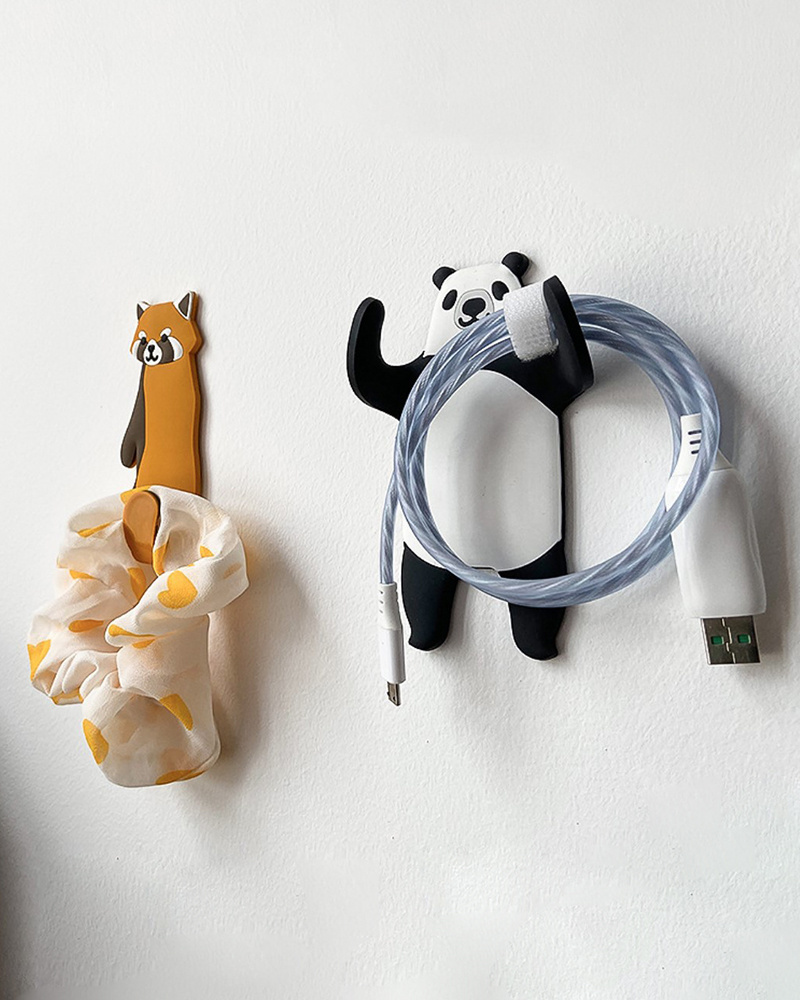 Cute Animal Decorative Wall Hooks Reusable Waterproof Kids Wall Hooks Adhesive Key Hooks for Hanging Bathroom Bedroom Kitchen