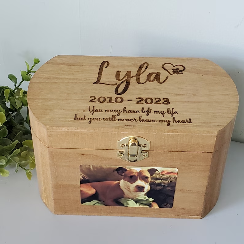 Cedar Pet Urn Wooden Pet Urn Ashes Pet Urn for Dogs