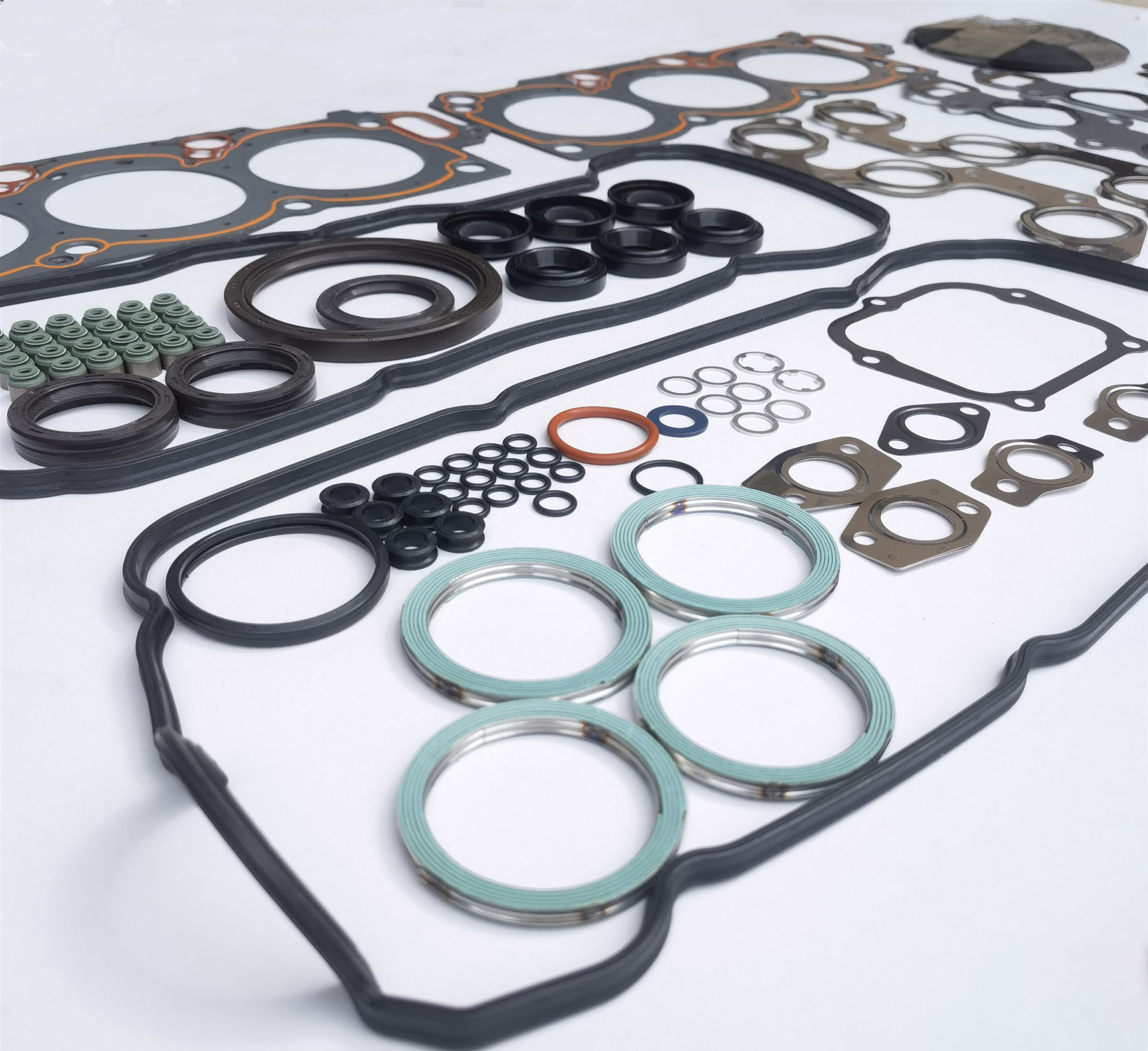 Wholesale OEM 04111-20040C full gasket set for Toyota auto parts NBR FKM Number 1MZ-FE engine parts