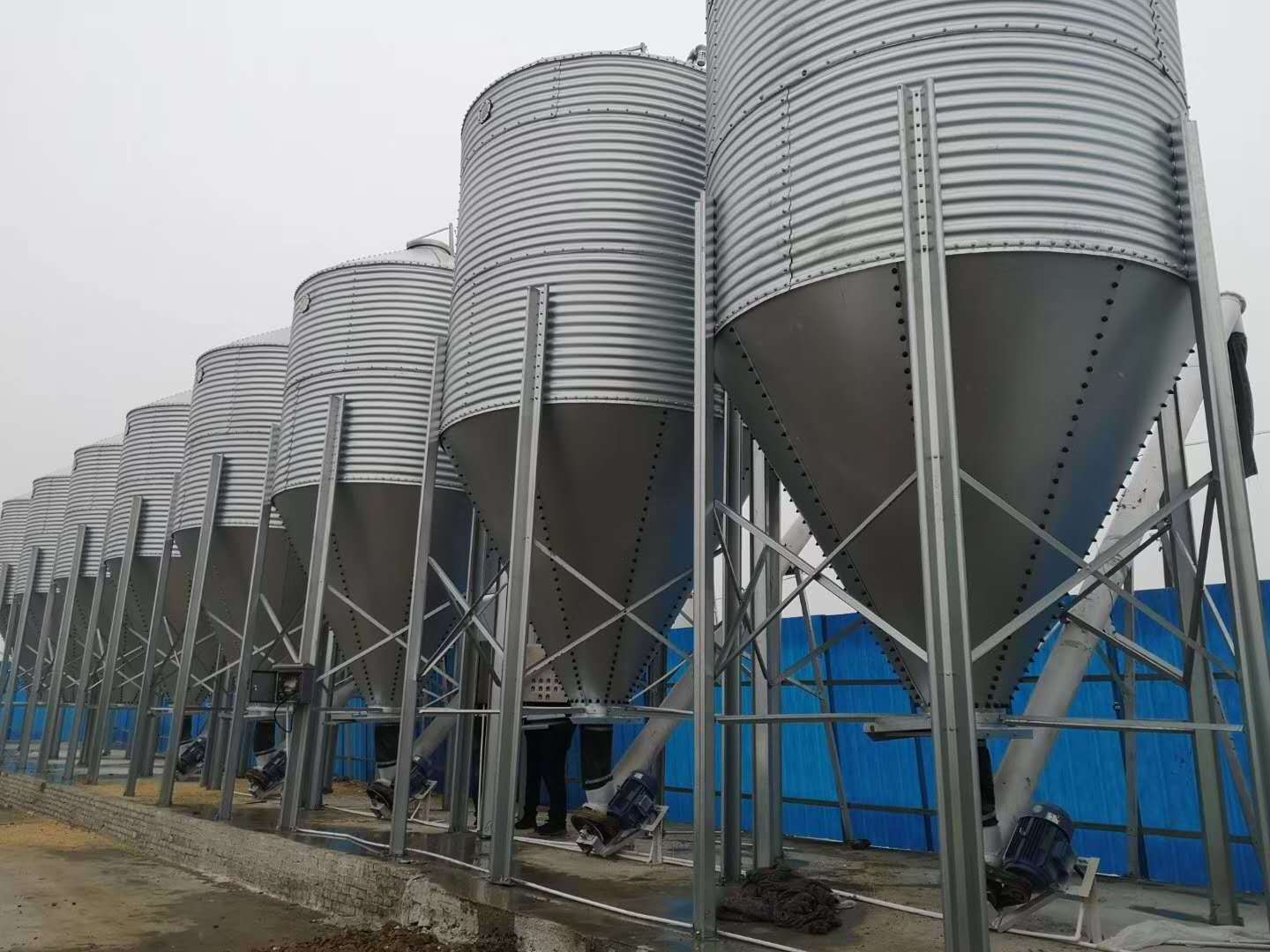 ZHMIT Low Cost Vertical Grain Storage Silo price 56 cubic meters Capacity silo grain storage grain silo Pig Farm