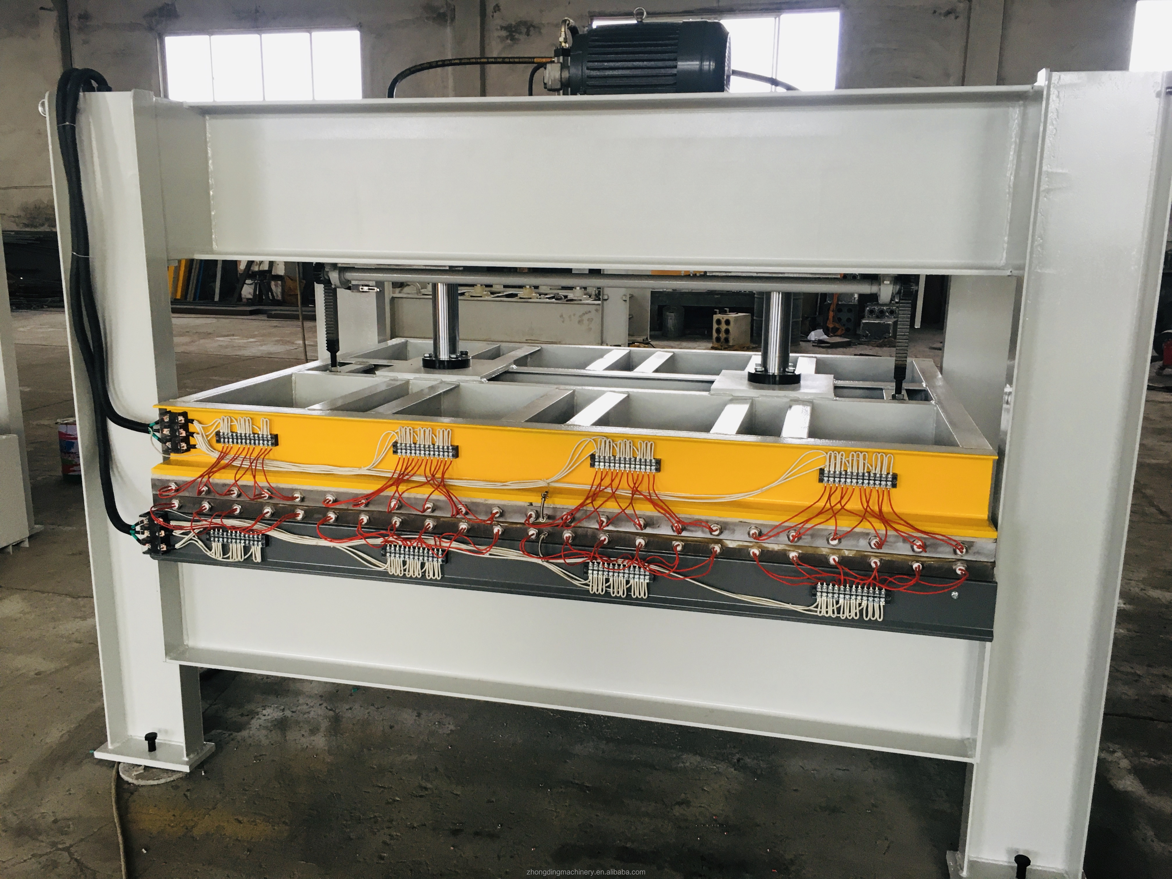 multi plate hot press veneer pressing machine metal door frame and door press machine