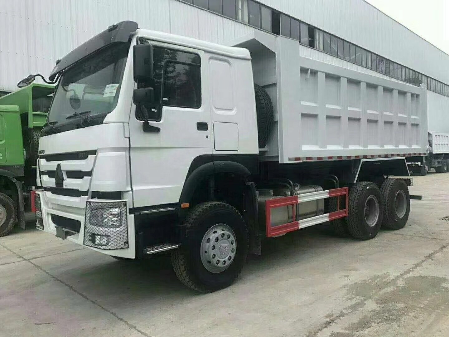 Sino Truck Howo Brand New Dump Truck Tipper 6x4 10 Wheel 30 40 Ton Garbage Dump Truck