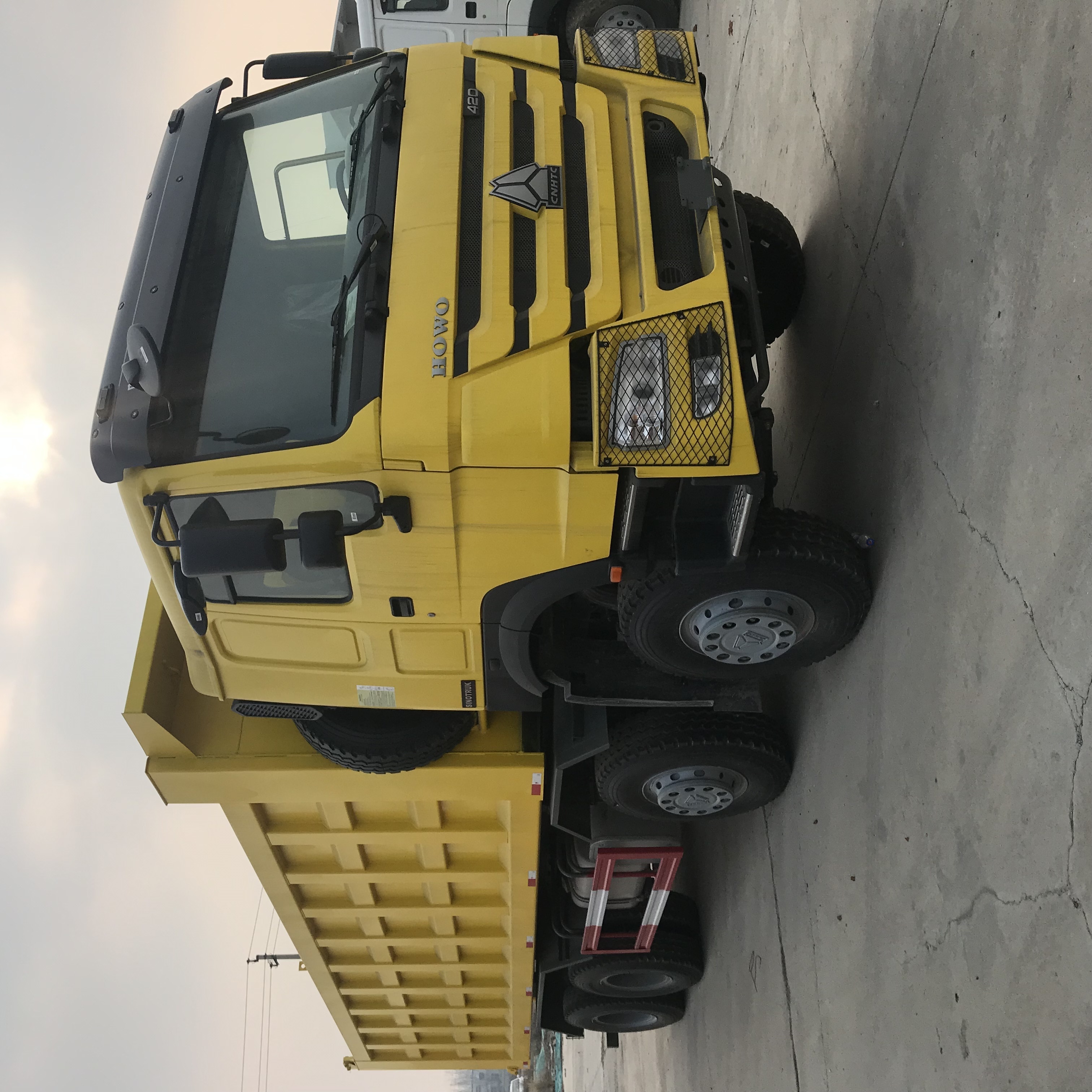 sinotruk howo 8x4 dump truck available with discount