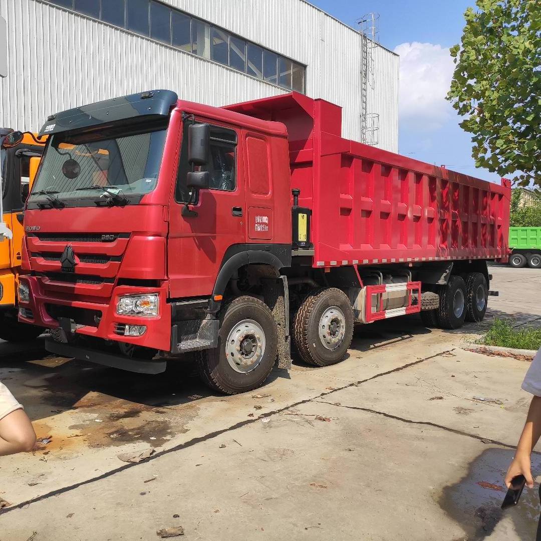 Cheap price 8X4 New Dump Truck   hot Sale in Africa Diesel 50 tons howo dump truck  12 wheels 7800mm ZZ3317N3867