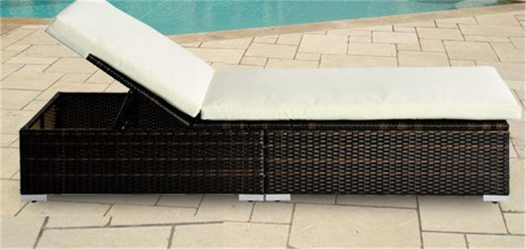 Patio Chaise Lounge Rattan daybed beach chair sunbed Outdoor Furniture