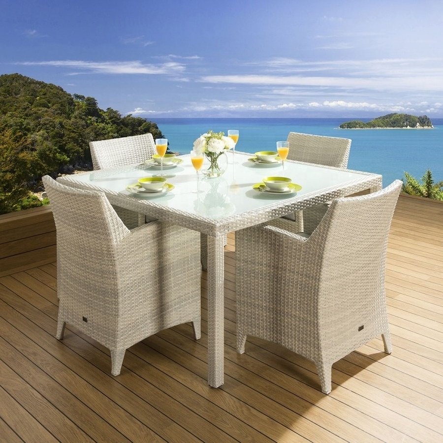 Classic Design Customized Style White Wicker Patio Furniture Poly Rattan Outdoor Furniture