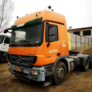 Selling Mercedes-Benz used tractors at a low price