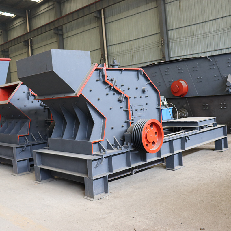 Portable 15KW stone jaw breaking machine Limestone Rock Crushing 5-20T/H Capacity Hammer Crusher