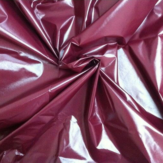 380T Glossy Puffer Vest Fabric 50GSM Bright PU Coated Finished Nylon Taffeta Water Proof Garments Fabric