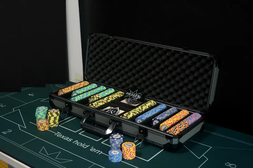 wholesale casino Texas Hold'em 14g clay roulette poker game set poker chip set 500 for poker game