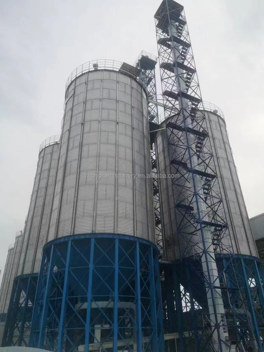 200 Tons Feed Wheat Silos Grain Storage Price Small Feed Silo for Sale