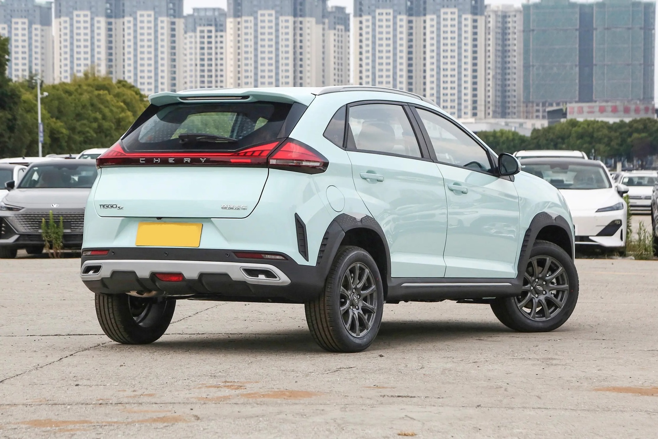 2023 Hot Selling Chery Gasoline Vehicle Chery Tiggo 3X 1.5L CVT/MT Fashion Version SUV Chinese Car for Adults