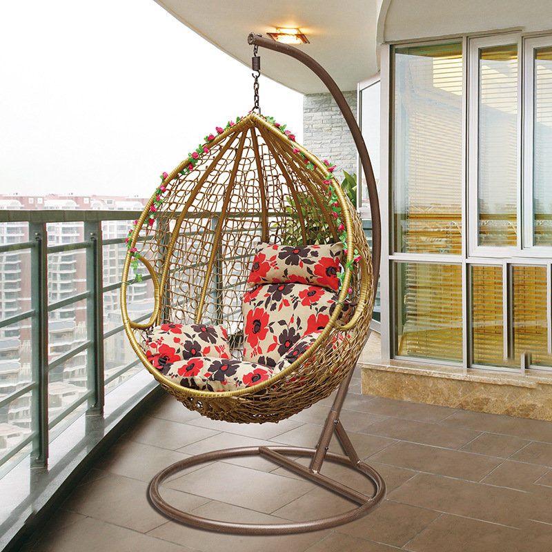 Indoor Outdoor Modern PE Rattan Water Drop Shaped Swing Chair Wicker Hanging Chair Egg Chair