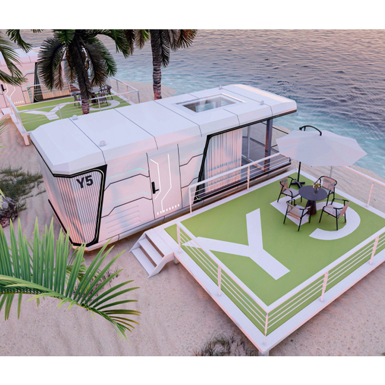 Customized Prefabricated Luxury Hotel Villa Modern Space Capsule House Mobile Camping House