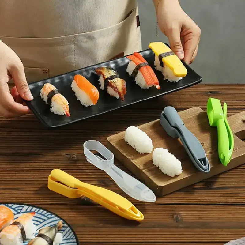 Sushi Making Mould Onigiri Lunch Sushi Maker Making Tools DIY Bento Rice Ball Easy To Make Plastic Sushi Kit Kitchen Gadgets 1PC