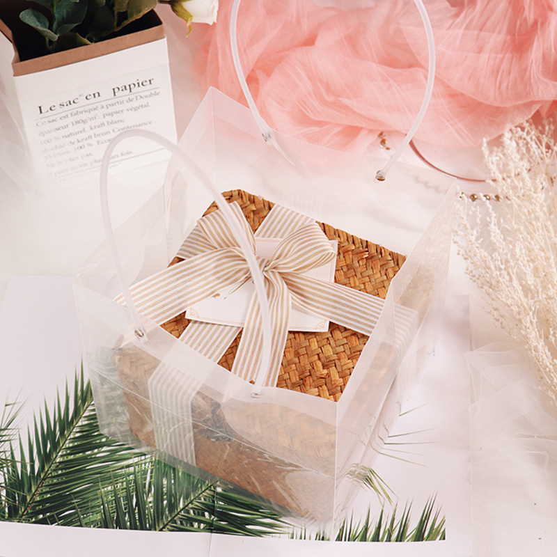 Birthday gift box WEDDING companion Hand gift box First Year Wedding candy Gift Practical Packing box hand woven basket