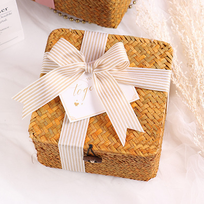 Birthday gift box WEDDING companion Hand gift box First Year Wedding candy Gift Practical Packing box hand woven basket