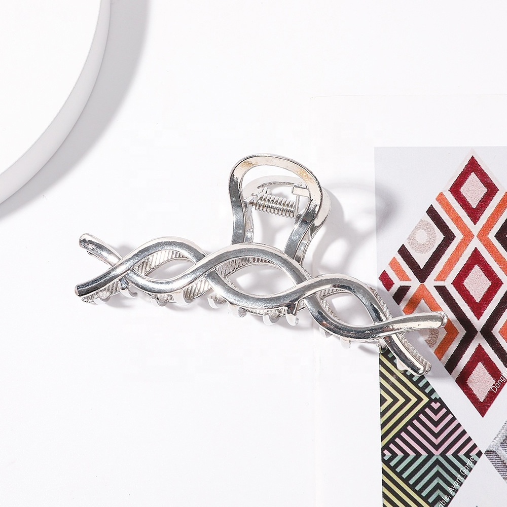 Wholesale New Arrival  M-shaped Twist Hair Clip Claw Fashion Large Women Shark Hair Clip Geometric Metal Hair Claw